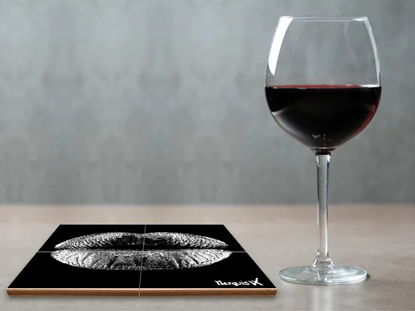 Lips White  4-1 Coaster